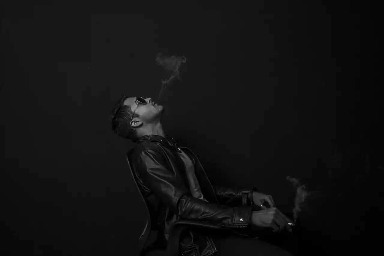 Premier Smoke Shops at work